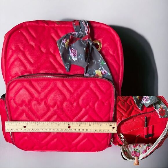 BETSEY Johnson l  Quilted Leather l Full-Size Backpack l Front Organizer l Extra main image 8